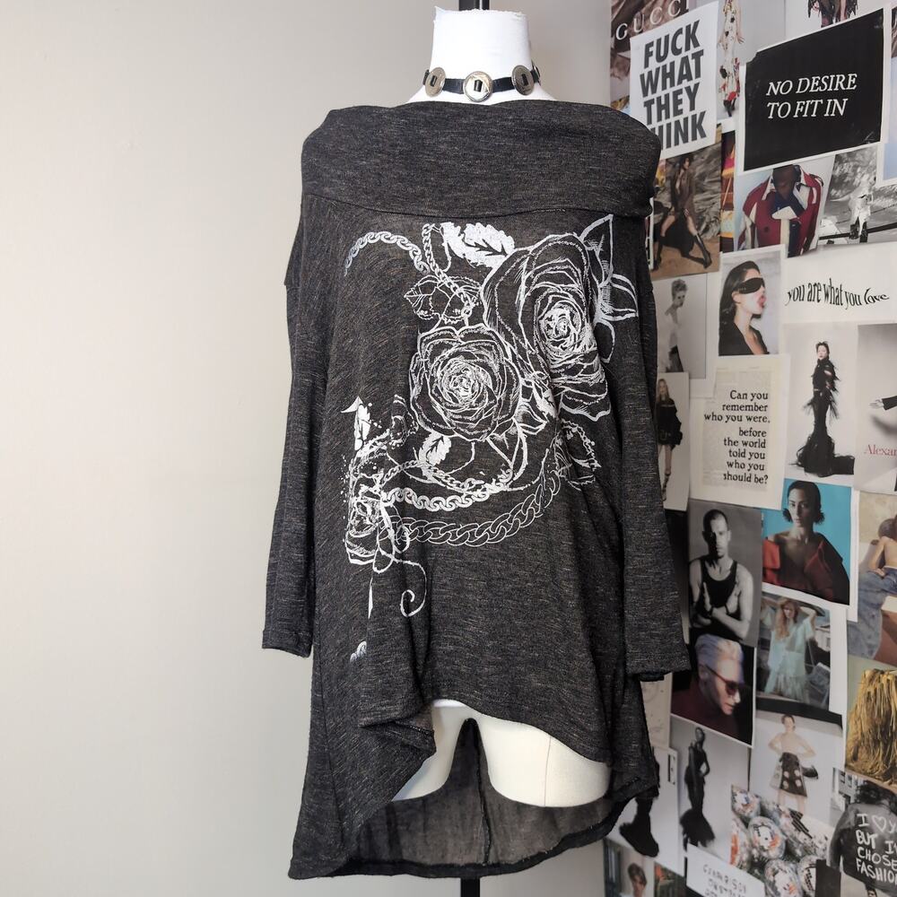 Graphic Rose Print Cowl Neck Y2k Top